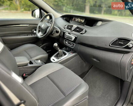 Чорний Рено Гранд Сценік, об'ємом двигуна 1.5 л та пробігом 225 тис. км за 10799 $, фото 54 на Automoto.ua