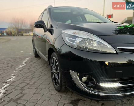 Чорний Рено Гранд Сценік, об'ємом двигуна 1.5 л та пробігом 225 тис. км за 10799 $, фото 22 на Automoto.ua