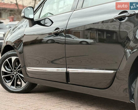 Черный Рено Гранд Сценик, объемом двигателя 1.5 л и пробегом 224 тыс. км за 11400 $, фото 39 на Automoto.ua