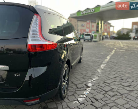 Чорний Рено Гранд Сценік, об'ємом двигуна 1.5 л та пробігом 225 тис. км за 10799 $, фото 23 на Automoto.ua