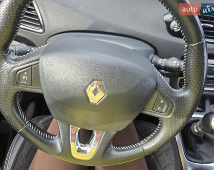 Черный Рено Гранд Сценик, объемом двигателя 1.6 л и пробегом 170 тыс. км за 11500 $, фото 10 на Automoto.ua