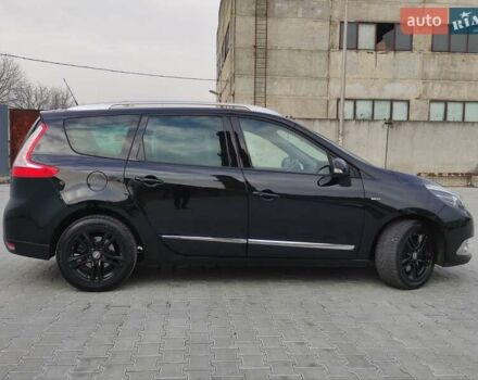 Черный Рено Гранд Сценик, объемом двигателя 2 л и пробегом 229 тыс. км за 11899 $, фото 5 на Automoto.ua