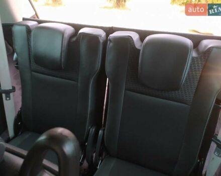 Черный Рено Гранд Сценик, объемом двигателя 1.6 л и пробегом 202 тыс. км за 9999 $, фото 24 на Automoto.ua