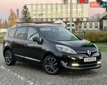 Чорний Рено Гранд Сценік, об'ємом двигуна 1.5 л та пробігом 225 тис. км за 10799 $, фото 10 на Automoto.ua