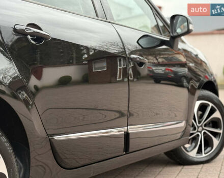 Черный Рено Гранд Сценик, объемом двигателя 1.5 л и пробегом 224 тыс. км за 11400 $, фото 30 на Automoto.ua