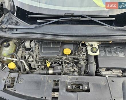 Черный Рено Гранд Сценик, объемом двигателя 1.6 л и пробегом 170 тыс. км за 11500 $, фото 19 на Automoto.ua