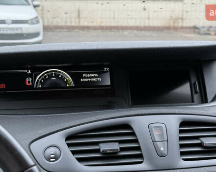 Черный Рено Гранд Сценик, объемом двигателя 1.46 л и пробегом 218 тыс. км за 11700 $, фото 19 на Automoto.ua