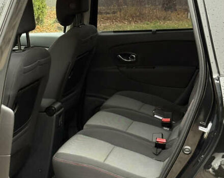 Черный Рено Гранд Сценик, объемом двигателя 1.46 л и пробегом 218 тыс. км за 11700 $, фото 11 на Automoto.ua