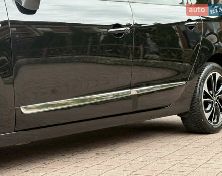 Черный Рено Гранд Сценик, объемом двигателя 1.5 л и пробегом 224 тыс. км за 11400 $, фото 41 на Automoto.ua