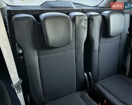 Черный Рено Гранд Сценик, объемом двигателя 1.6 л и пробегом 230 тыс. км за 9900 $, фото 62 на Automoto.ua