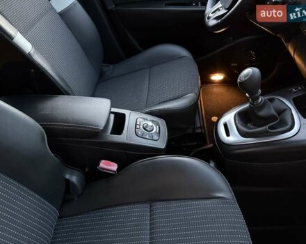 Черный Рено Гранд Сценик, объемом двигателя 1.6 л и пробегом 230 тыс. км за 9900 $, фото 70 на Automoto.ua