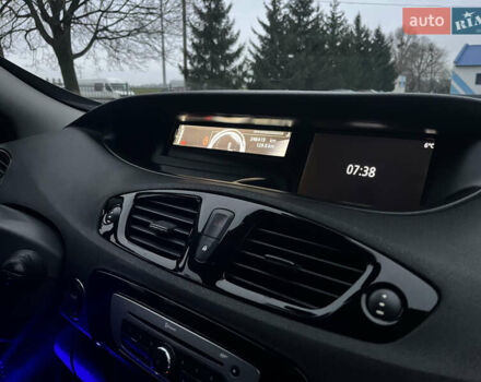 Чорний Рено Гранд Сценік, об'ємом двигуна 1.46 л та пробігом 240 тис. км за 10999 $, фото 29 на Automoto.ua