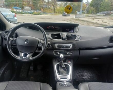 Черный Рено Гранд Сценик, объемом двигателя 0 л и пробегом 245 тыс. км за 9100 $, фото 9 на Automoto.ua