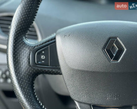 Черный Рено Гранд Сценик, объемом двигателя 1.6 л и пробегом 269 тыс. км за 10500 $, фото 17 на Automoto.ua