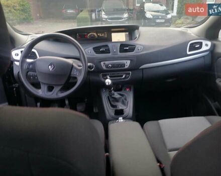 Чорний Рено Гранд Сценік, об'ємом двигуна 1.5 л та пробігом 180 тис. км за 9500 $, фото 5 на Automoto.ua