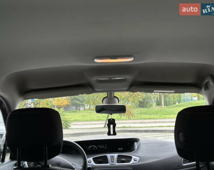 Чорний Рено Гранд Сценік, об'ємом двигуна 1.46 л та пробігом 217 тис. км за 8800 $, фото 8 на Automoto.ua