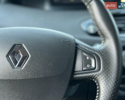 Черный Рено Гранд Сценик, объемом двигателя 1.6 л и пробегом 269 тыс. км за 10500 $, фото 18 на Automoto.ua