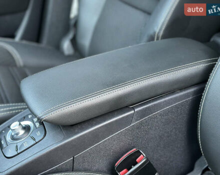 Черный Рено Гранд Сценик, объемом двигателя 1.6 л и пробегом 269 тыс. км за 10500 $, фото 36 на Automoto.ua