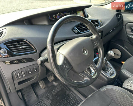 Черный Рено Гранд Сценик, объемом двигателя 1.6 л и пробегом 285 тыс. км за 9600 $, фото 16 на Automoto.ua