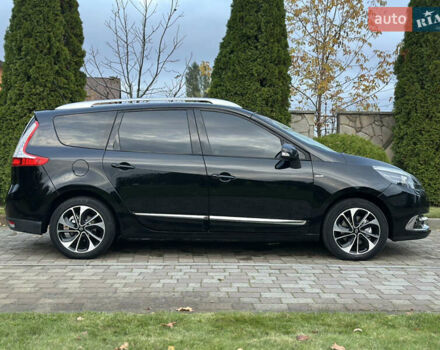 Черный Рено Гранд Сценик, объемом двигателя 1.6 л и пробегом 269 тыс. км за 10500 $, фото 11 на Automoto.ua