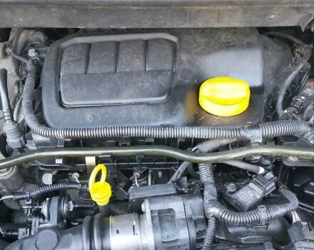 Черный Рено Гранд Сценик, объемом двигателя 1.6 л и пробегом 320 тыс. км за 8700 $, фото 24 на Automoto.ua