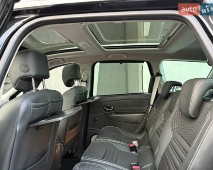 Чорний Рено Гранд Сценік, об'ємом двигуна 1.6 л та пробігом 216 тис. км за 11800 $, фото 58 на Automoto.ua