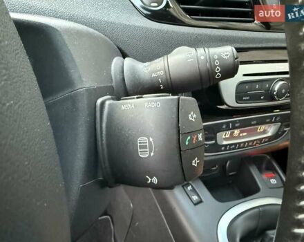 Чорний Рено Гранд Сценік, об'ємом двигуна 1.6 л та пробігом 216 тис. км за 11800 $, фото 36 на Automoto.ua