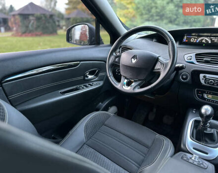 Черный Рено Гранд Сценик, объемом двигателя 1.6 л и пробегом 269 тыс. км за 10500 $, фото 57 на Automoto.ua