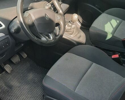 Черный Рено Гранд Сценик, объемом двигателя 1.5 л и пробегом 135 тыс. км за 9200 $, фото 5 на Automoto.ua