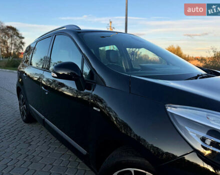 Рено Гранд Сценик 2015 в Стрые на Automoto.ua Черный Рено Гранд Сценик, объемом двигателя 1.5 л и пробегом 213 тыс. км за 11799 $, фото 42 на Automoto.ua