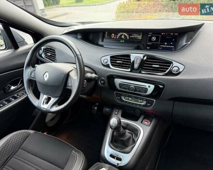 Чорний Рено Гранд Сценік, об'ємом двигуна 1.6 л та пробігом 216 тис. км за 11800 $, фото 79 на Automoto.ua
