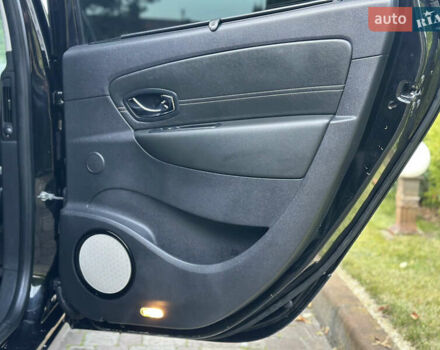 Черный Рено Гранд Сценик, объемом двигателя 1.6 л и пробегом 269 тыс. км за 10500 $, фото 53 на Automoto.ua