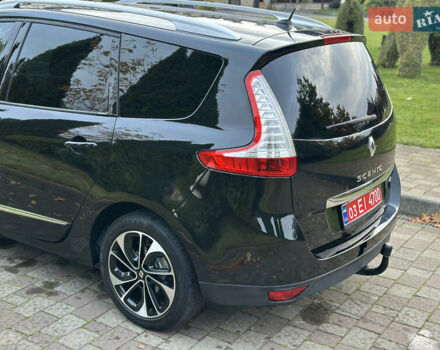 Черный Рено Гранд Сценик, объемом двигателя 1.6 л и пробегом 269 тыс. км за 10500 $, фото 86 на Automoto.ua