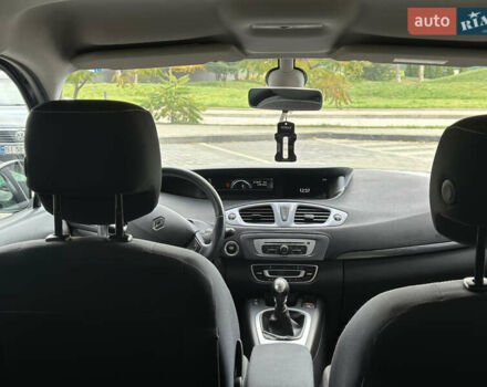 Чорний Рено Гранд Сценік, об'ємом двигуна 1.46 л та пробігом 217 тис. км за 8800 $, фото 7 на Automoto.ua