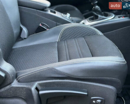 Черный Рено Гранд Сценик, объемом двигателя 1.6 л и пробегом 269 тыс. км за 10500 $, фото 67 на Automoto.ua