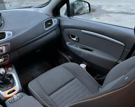 Черный Рено Гранд Сценик, объемом двигателя 1.46 л и пробегом 217 тыс. км за 8999 $, фото 22 на Automoto.ua