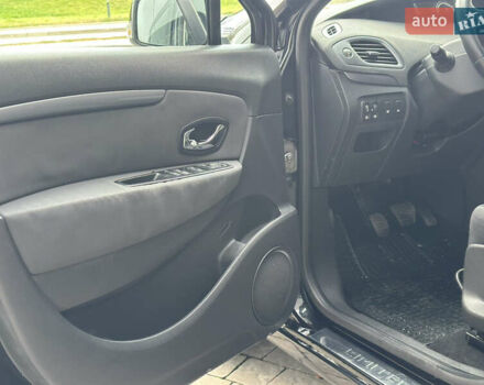 Чорний Рено Гранд Сценік, об'ємом двигуна 1.46 л та пробігом 217 тис. км за 8800 $, фото 2 на Automoto.ua