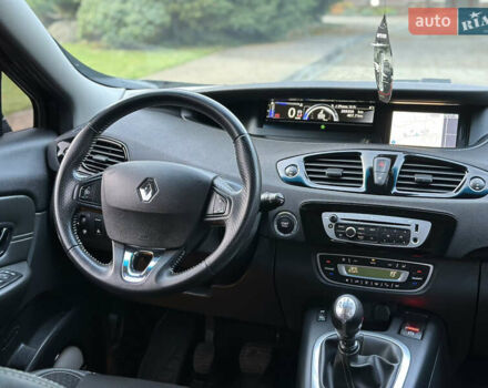 Черный Рено Гранд Сценик, объемом двигателя 1.6 л и пробегом 269 тыс. км за 10500 $, фото 55 на Automoto.ua
