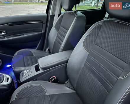 Чорний Рено Гранд Сценік, об'ємом двигуна 1.46 л та пробігом 240 тис. км за 10999 $, фото 42 на Automoto.ua