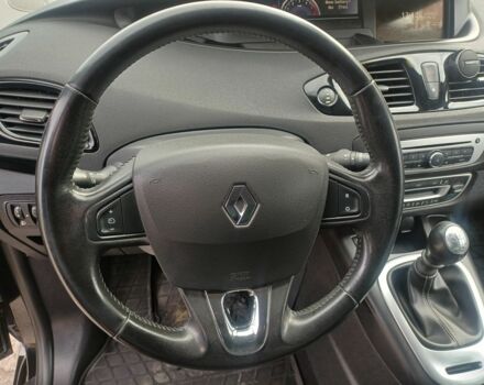 Черный Рено Гранд Сценик, объемом двигателя 0 л и пробегом 245 тыс. км за 9100 $, фото 20 на Automoto.ua