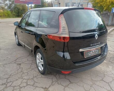 Черный Рено Гранд Сценик, объемом двигателя 0 л и пробегом 245 тыс. км за 9100 $, фото 5 на Automoto.ua
