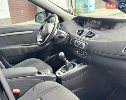 Чорний Рено Гранд Сценік, об'ємом двигуна 1.46 л та пробігом 217 тис. км за 8800 $, фото 15 на Automoto.ua