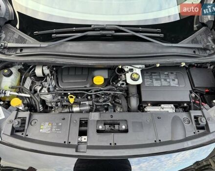 Чорний Рено Гранд Сценік, об'ємом двигуна 1.6 л та пробігом 216 тис. км за 11800 $, фото 24 на Automoto.ua