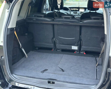 Черный Рено Гранд Сценик, объемом двигателя 1.6 л и пробегом 269 тыс. км за 10500 $, фото 44 на Automoto.ua