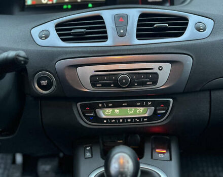 Черный Рено Гранд Сценик, объемом двигателя 1.46 л и пробегом 217 тыс. км за 8999 $, фото 17 на Automoto.ua