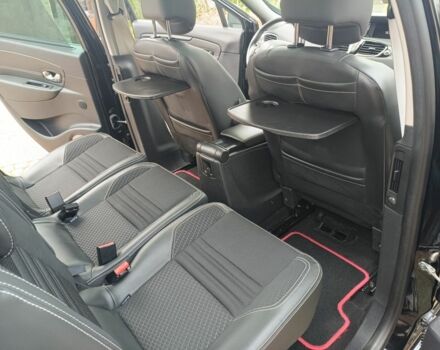 Черный Рено Гранд Сценик, объемом двигателя 1.6 л и пробегом 200 тыс. км за 268 $, фото 18 на Automoto.ua