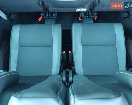 Черный Рено Гранд Сценик, объемом двигателя 1.6 л и пробегом 215 тыс. км за 10999 $, фото 96 на Automoto.ua