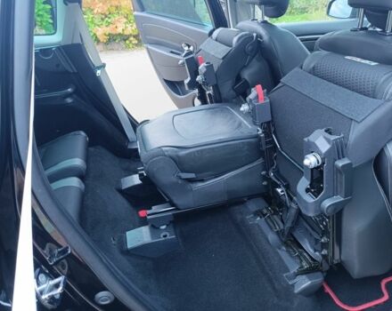 Черный Рено Гранд Сценик, объемом двигателя 1.6 л и пробегом 200 тыс. км за 268 $, фото 11 на Automoto.ua