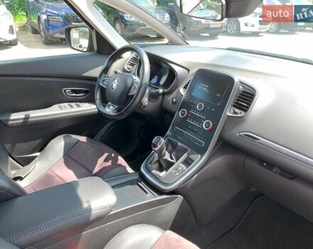 Черный Рено Гранд Сценик, объемом двигателя 1.7 л и пробегом 188 тыс. км за 12940 $, фото 24 на Automoto.ua