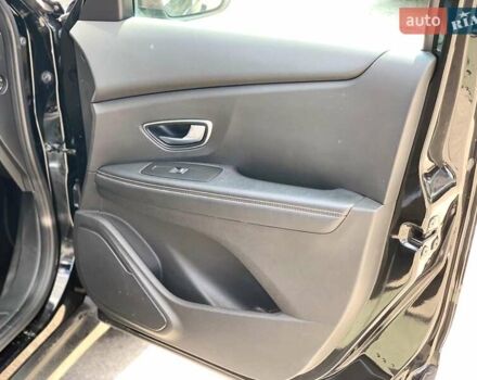 Черный Рено Гранд Сценик, объемом двигателя 1.7 л и пробегом 188 тыс. км за 12940 $, фото 23 на Automoto.ua